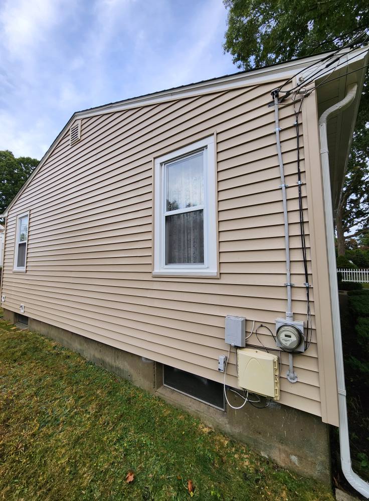 Siding Cleaning - After